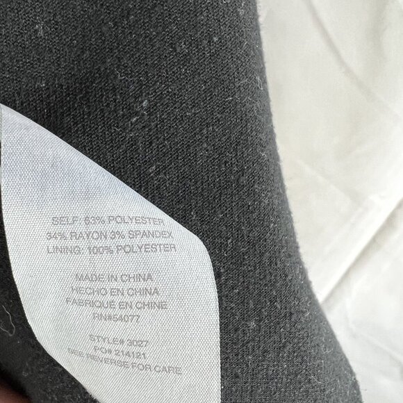 CAbi  Women's Abbott Puff Sleeve Brass Tone Buttons Blazer Jacket Black Size 4 - Picture 6 of 6